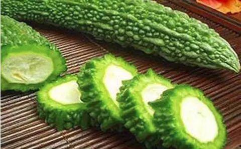 水吃克瓜忍,忍辱负重，成就非凡